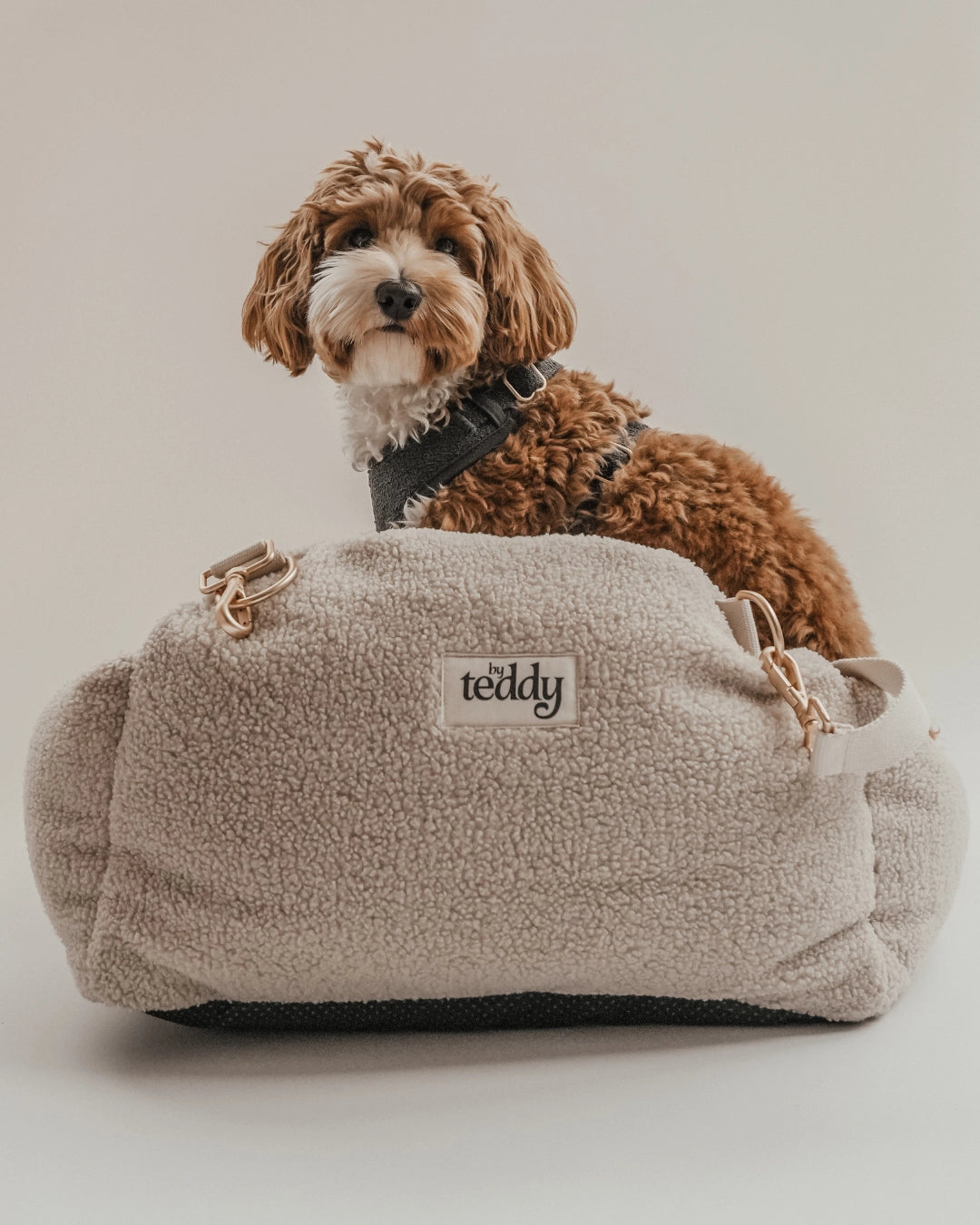 Honden Autostoel Large – By Teddy Cosy Car Seat Hazelnut